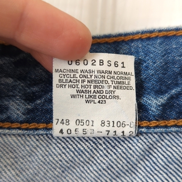 Levi's Y2K Vintage 550 Dark Wash Relaxed Fit Tapered Leg Denim Jeans 40 x 32 - Picture 9 of 15